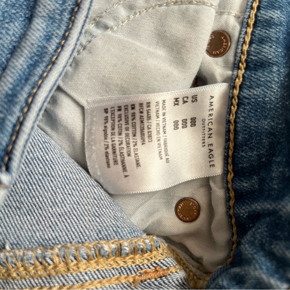 American eagle jean shorts!! size 000 - Picture 3 of 3